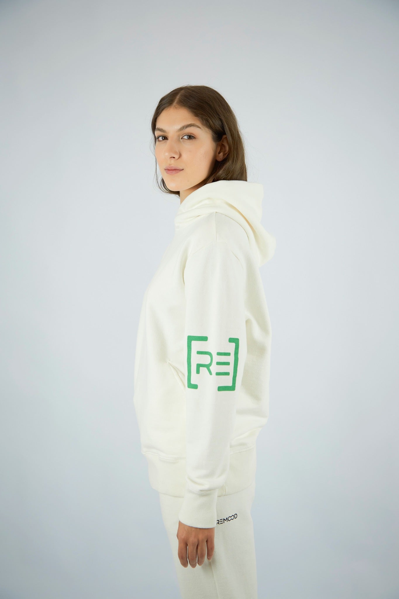 HOODIE OFF COM CAPUZ - ELEMENTO [RE] E LOGO VERDE – REMOOD